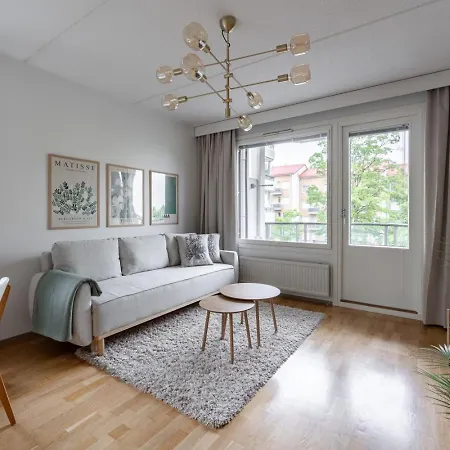 Daire Stylish 1br With Private Sauna & Balcony Tampere