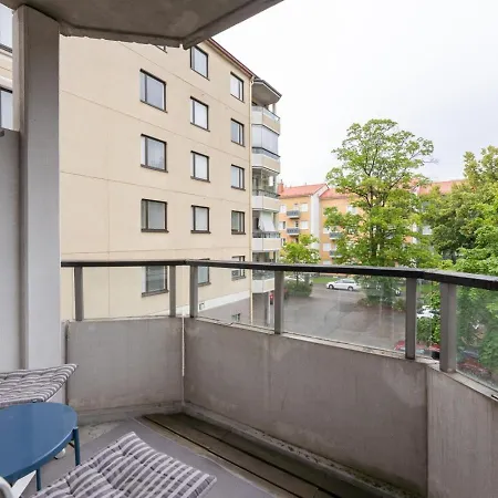 Stylish 1br With Private Sauna & Balcony Daire